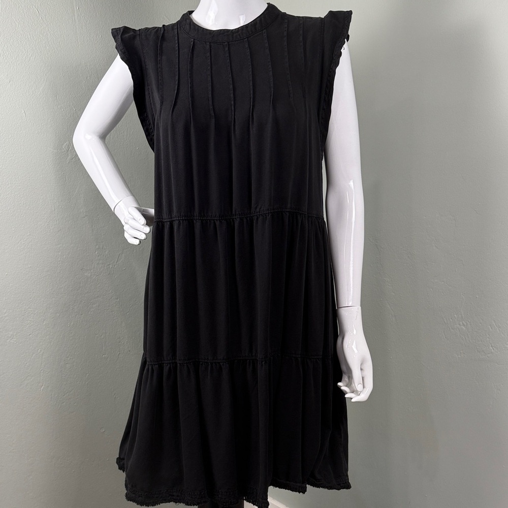 🖤 Velvet Heart Women’s Black Tiered Midi Dress